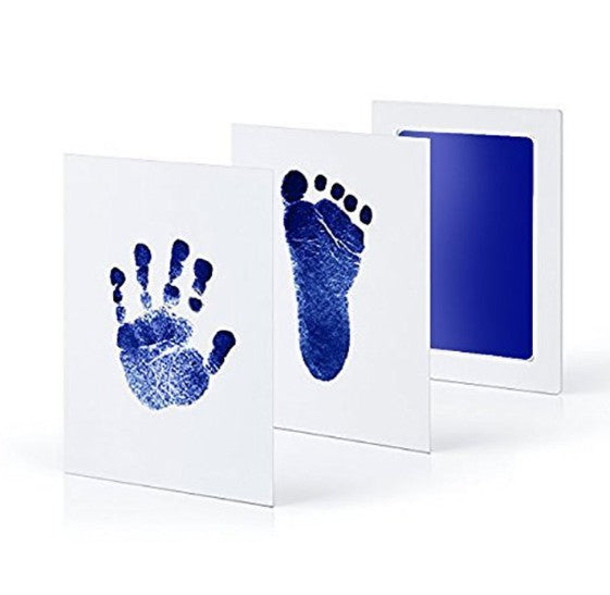 Baby hands and feet with oil