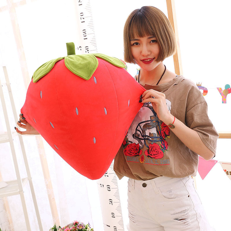 Factory Wholesale New Creative Fruit-Like Strawberry Pillow Large Soft Plush Toy Birthday Gift