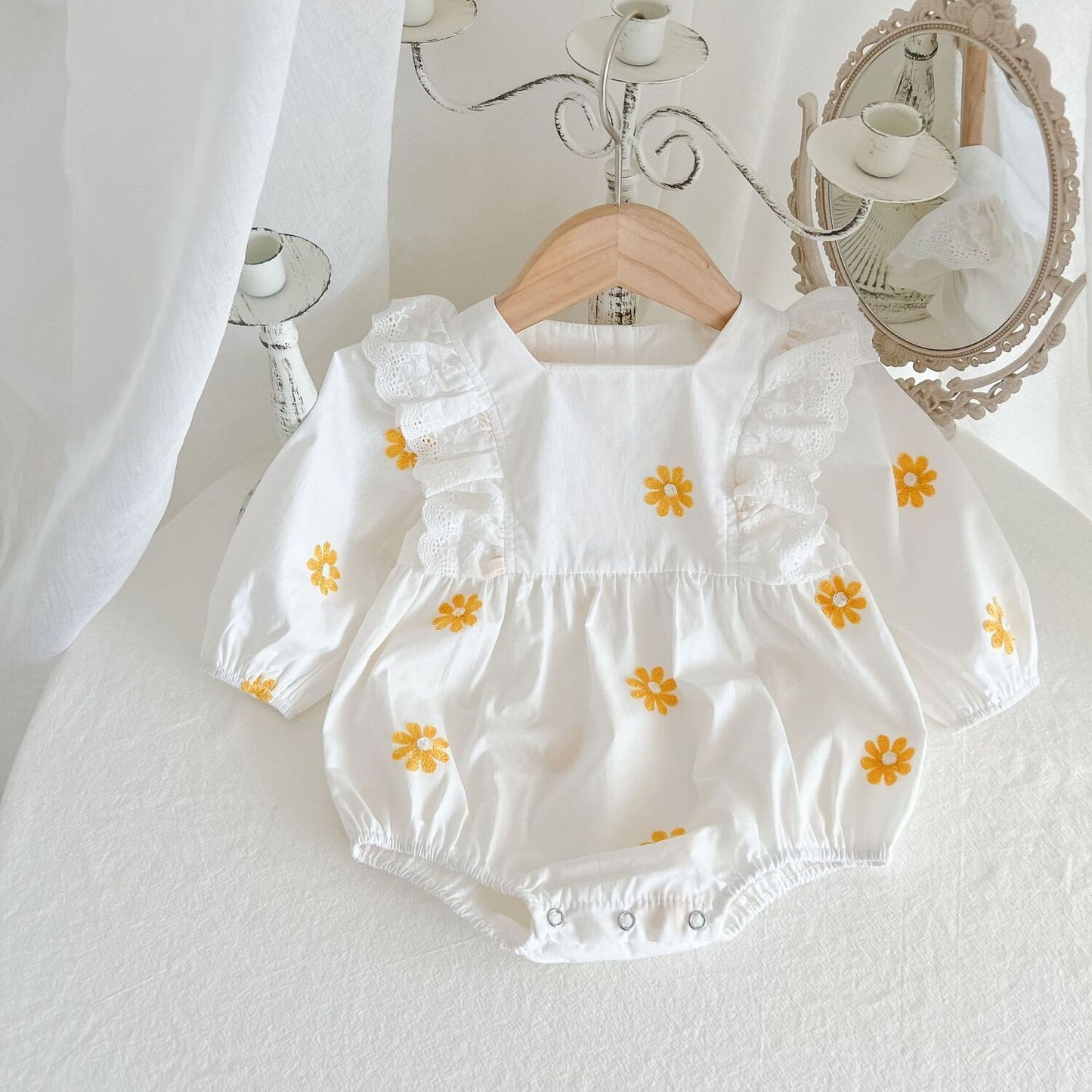 Sweet Daisies Embroidery Rompers Long Sleeve Onesie