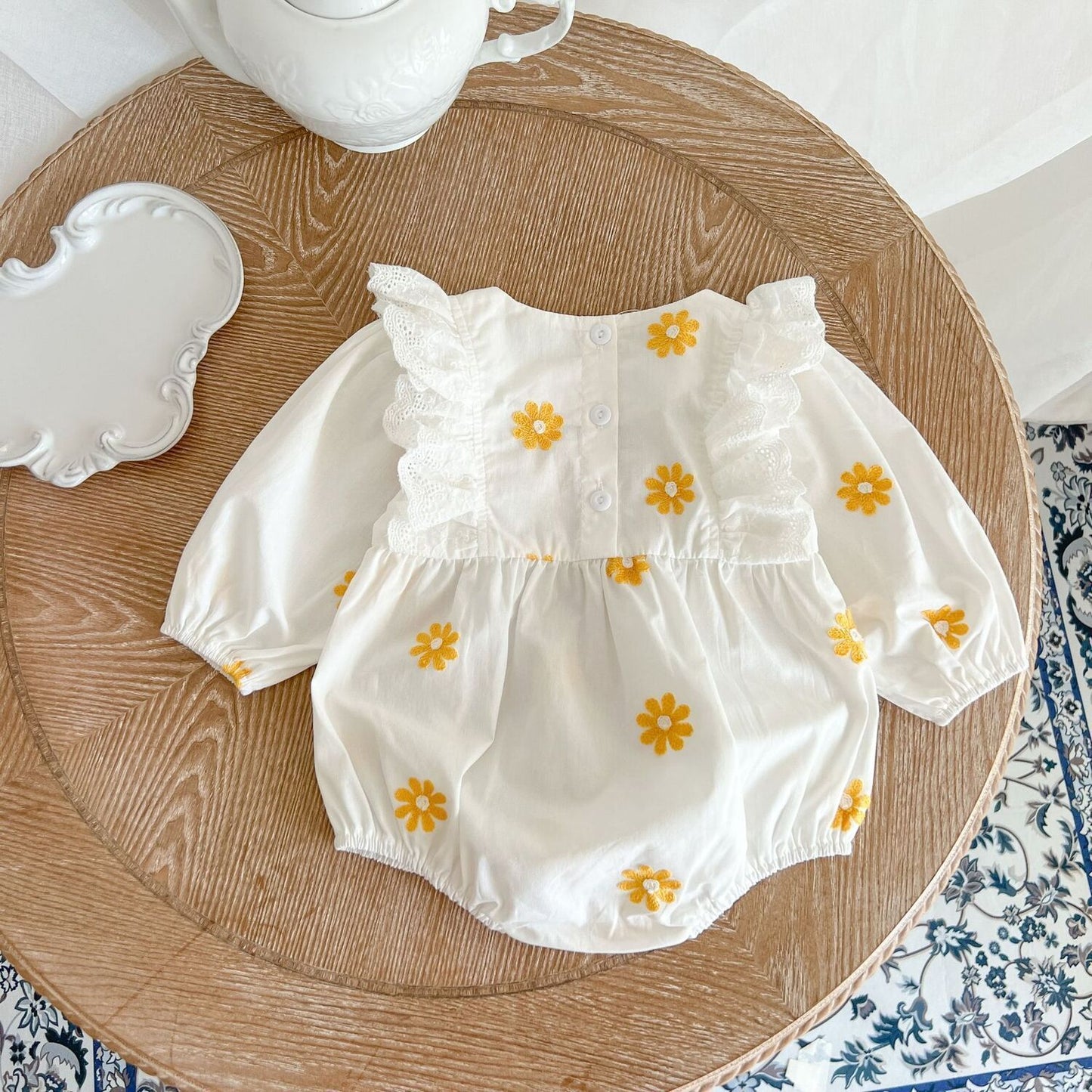 Sweet Daisies Embroidery Rompers Long Sleeve Onesie