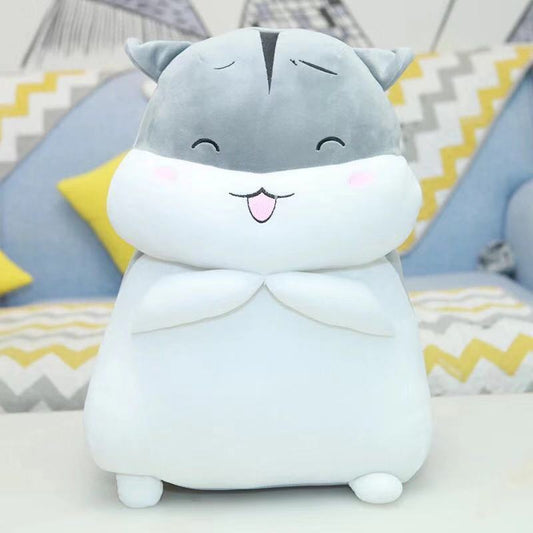 Doll warms your hands and pillows to intervene