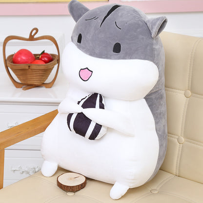 Doll warms your hands and pillows to intervene